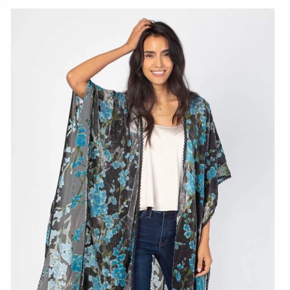 Natural Life NWT Emerald Floral Velvet Duster - Picture 7 of 7
